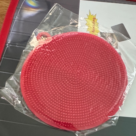 Red Defrosting Tray - Picture 4 of 5